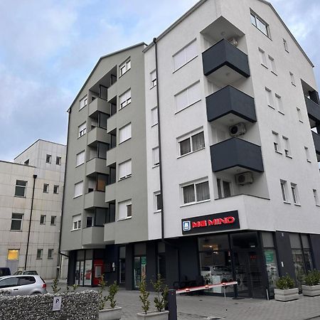 Lux Apartment III Prijedor Eksteriør bilde